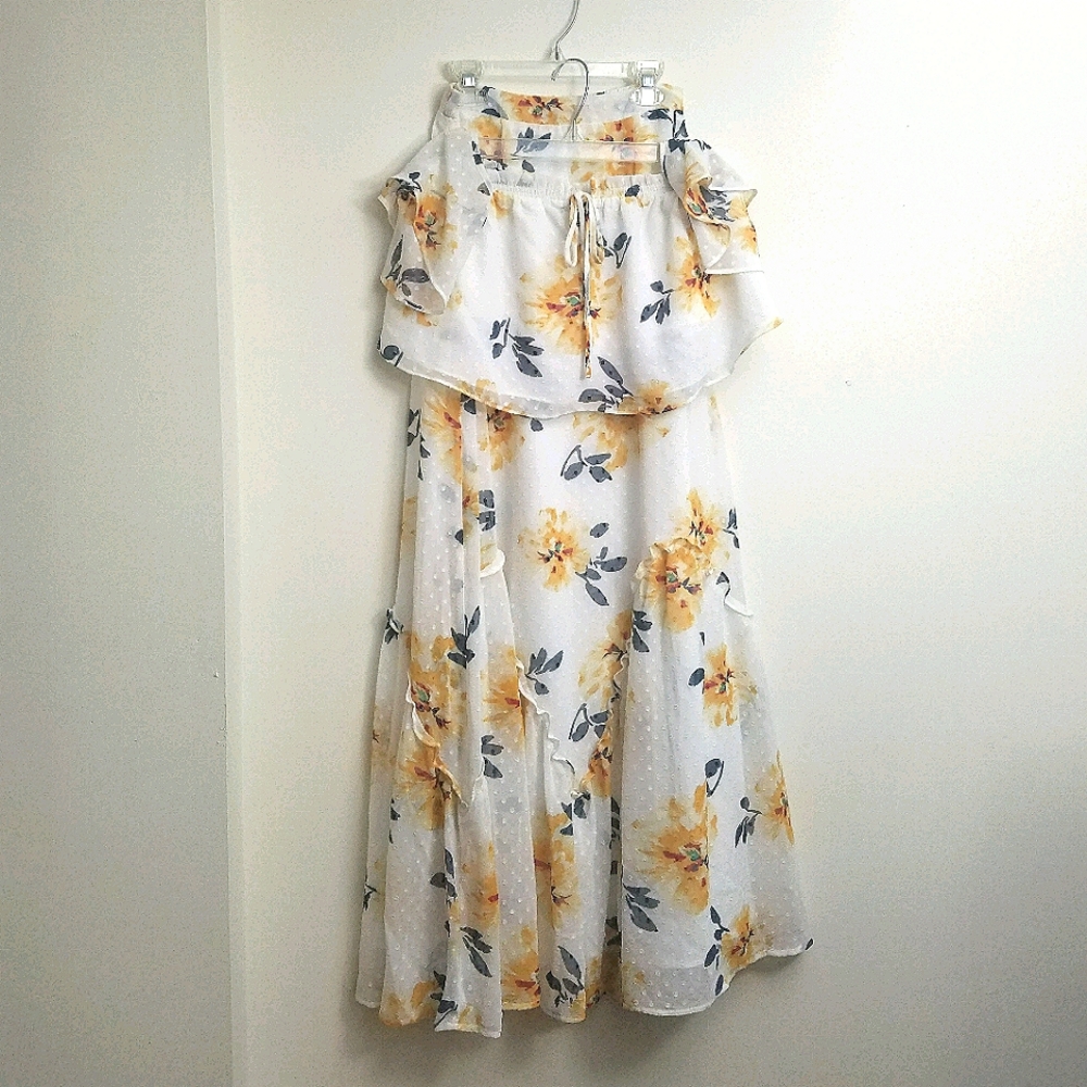 LAST CHANCE Two piece sunflower set